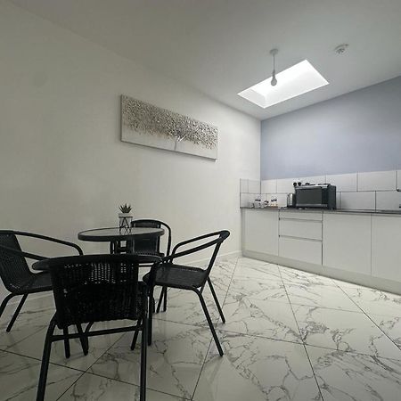 Aspire 860 Hotel โคล์เชสเตอร์ ภายนอก รูปภาพ
